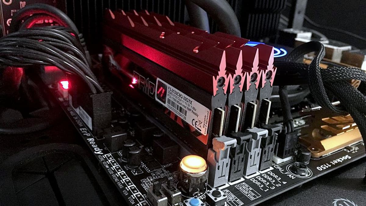 Looks like DDR3 motherboards are back on the...
