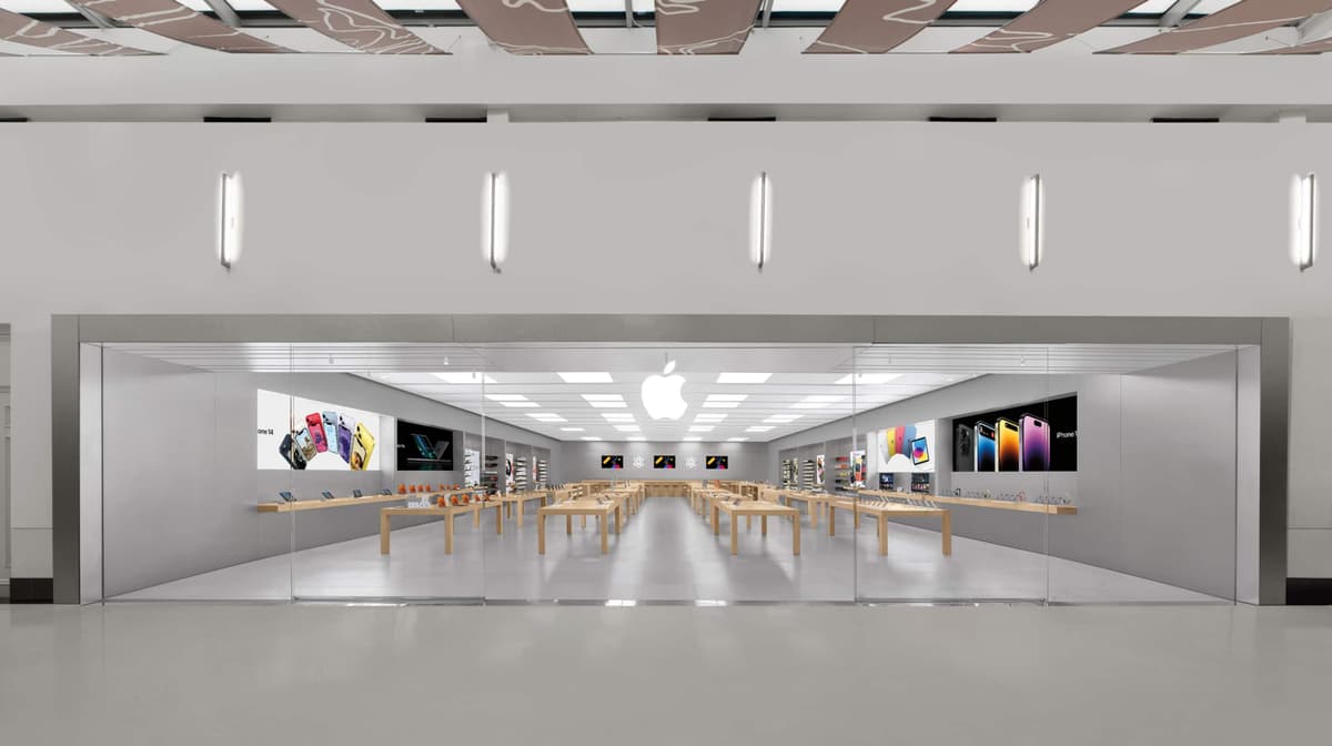 Apple is Permanently Closing Three U.S. Stores in...