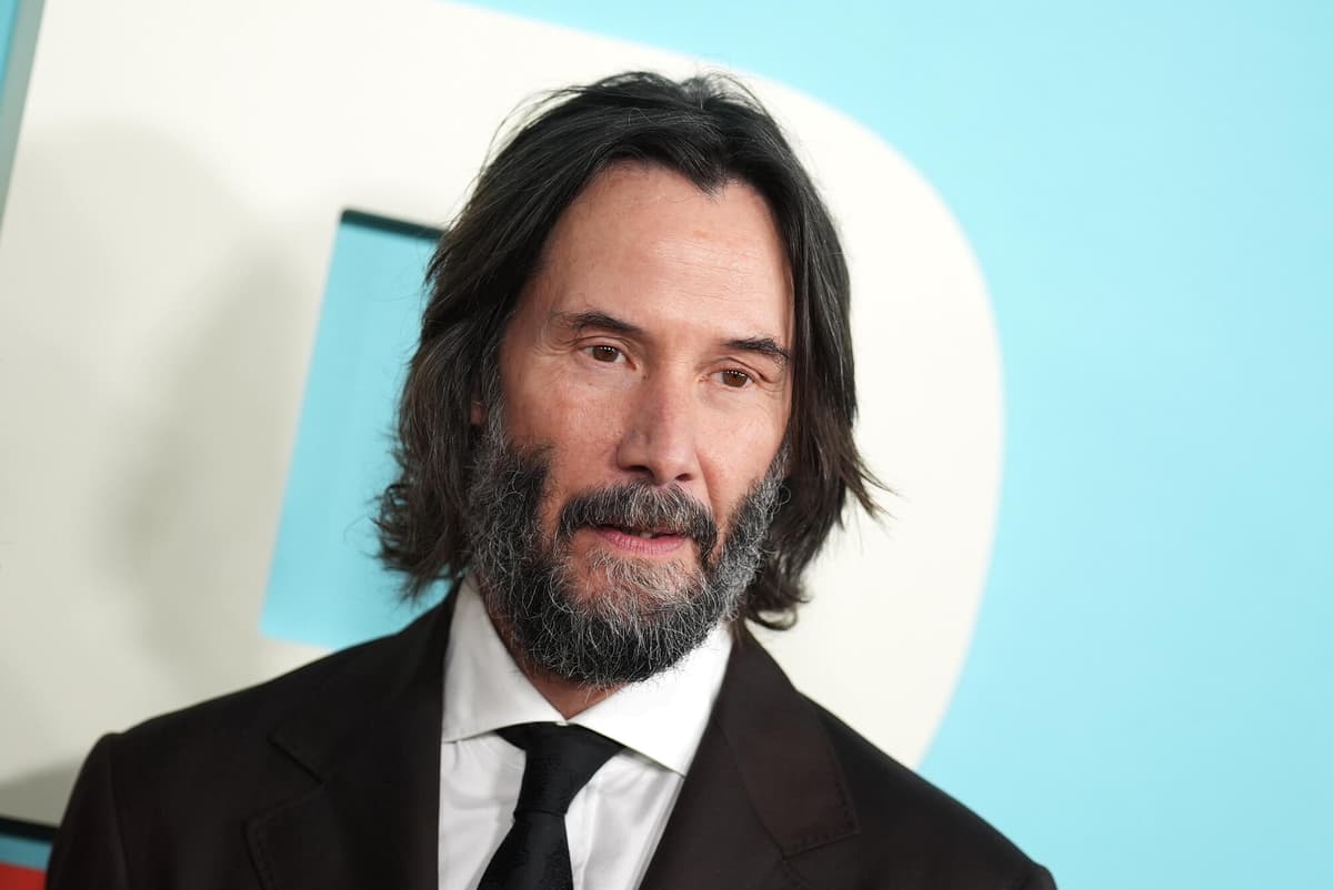 How a 16-Year-Old Chess Player Recruited Keanu...