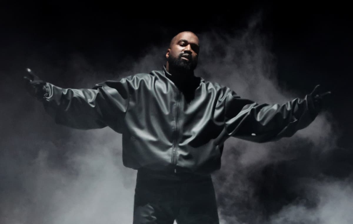 ‘SNL UK’ pokes fun at Kanye West Wireless...