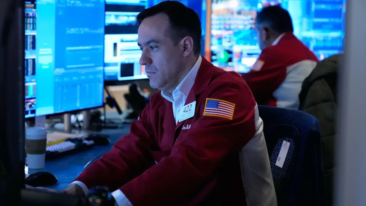 Oil prices hit $100 and stocks slow over doubts...