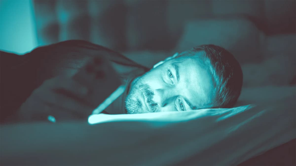 Science explains why you wake up at 3 a.m., and...