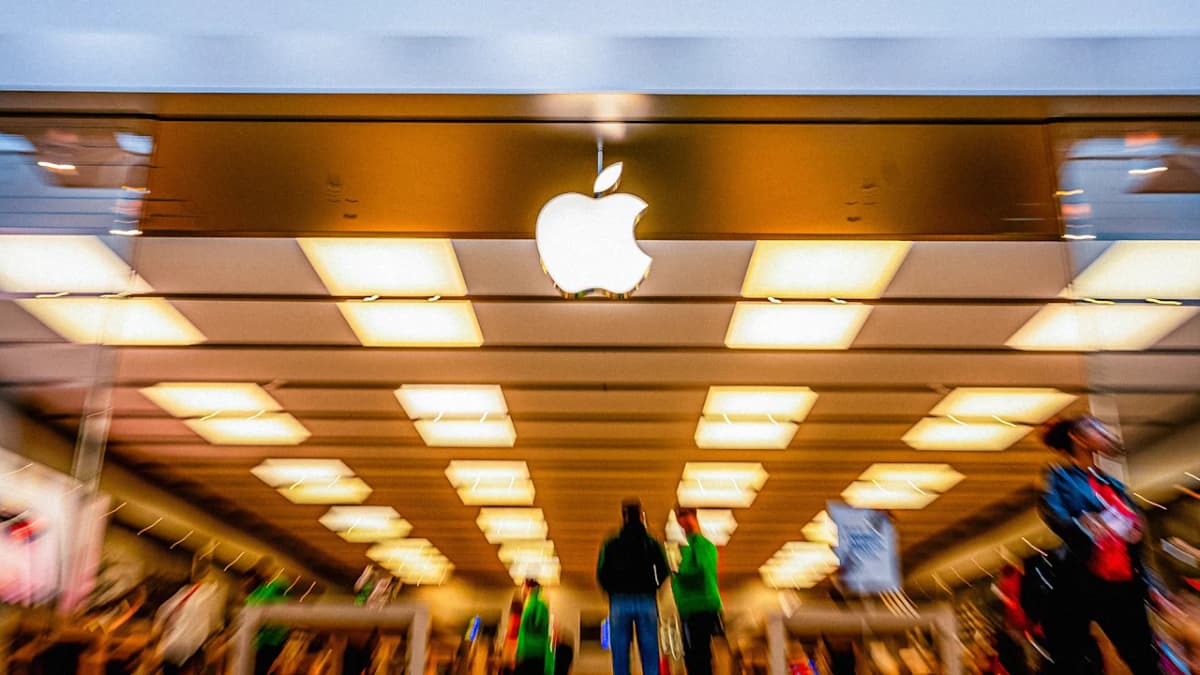Apple is closing stores in 3 states, joins list...
