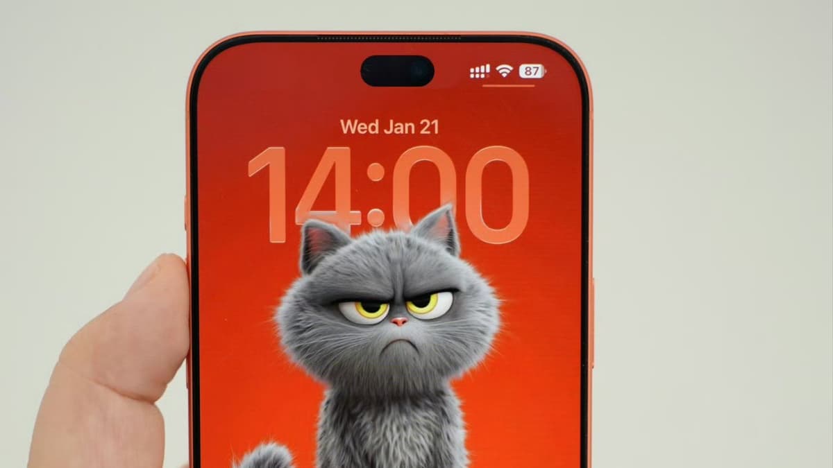 iPhone 18 Series: Same Bezels But Smaller Dynamic...
