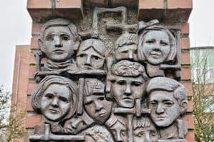 Memorial to the Children of Bullenhuser Damm in...