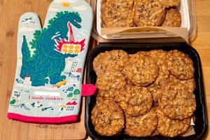 Leigh’s Favorite Oatmeal Chocolate Chip Cookies