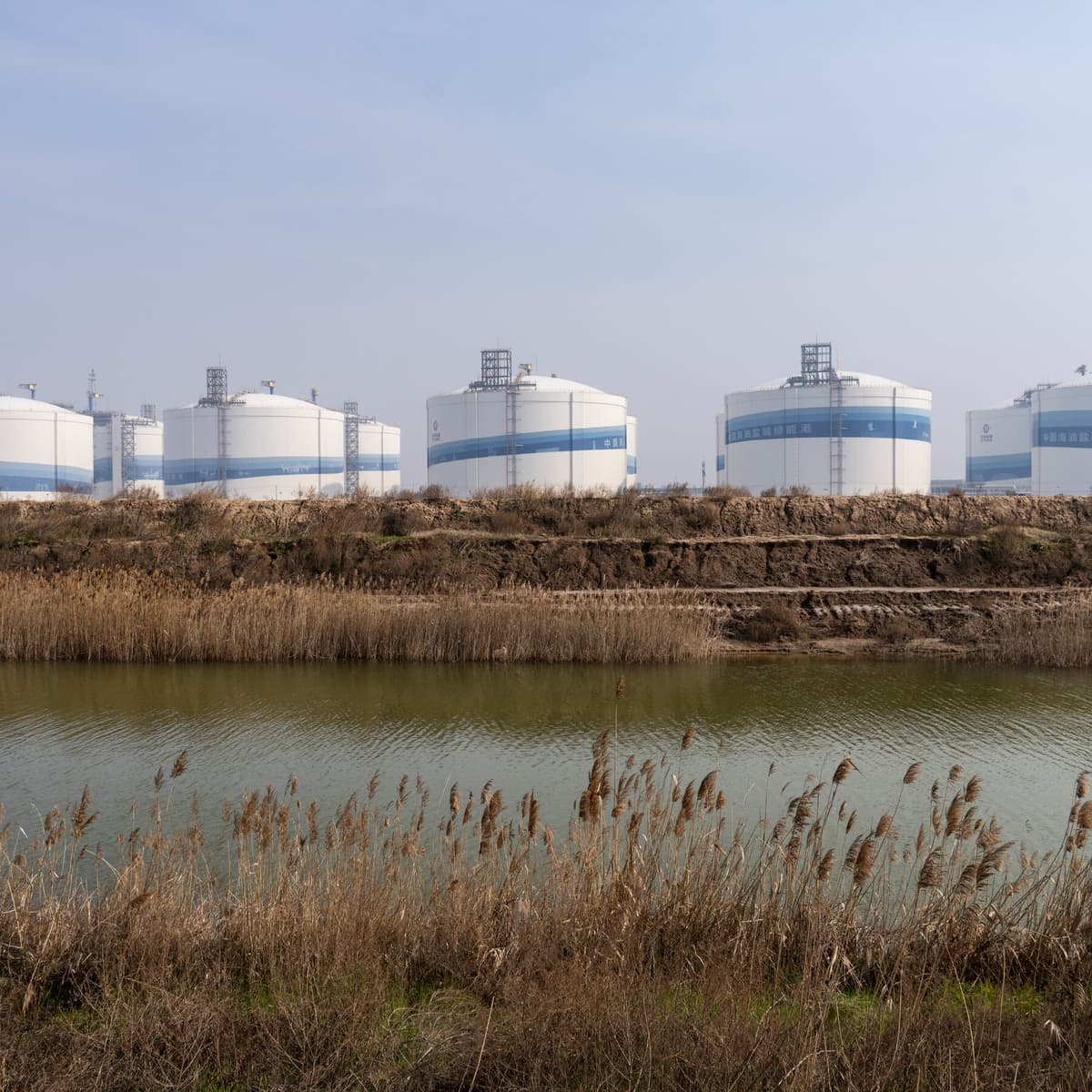 How China Built Its Vast Natural Gas Stockpile