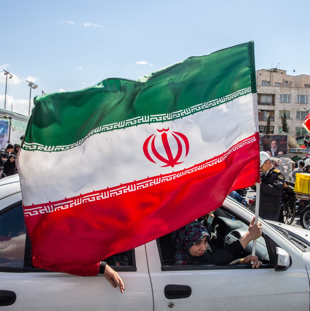 A ‘Messy’ Cease-Fire, and a 15-Year Sentence for...