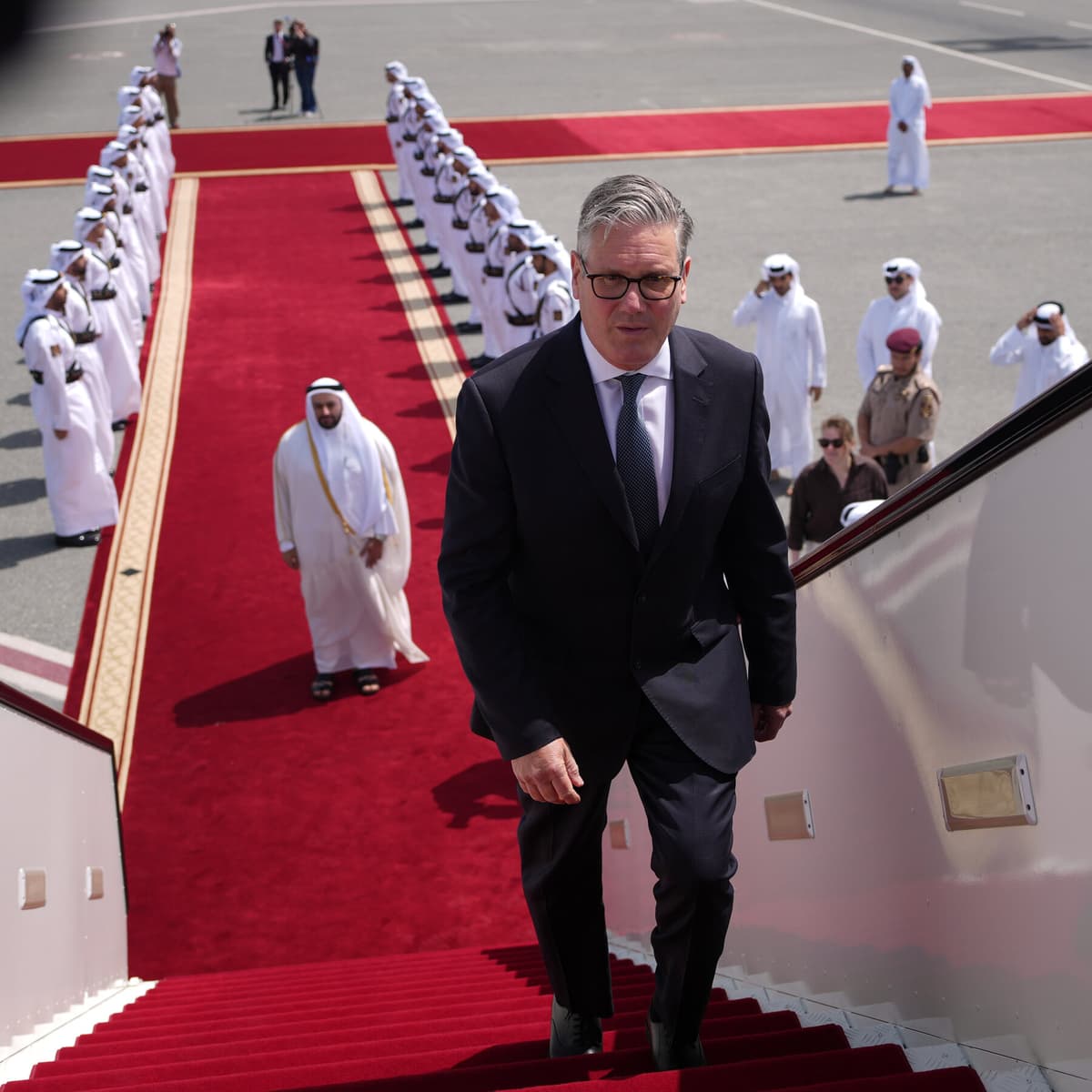 ‘I’m Fed Up.’ Frustrated With Trump, Starmer...