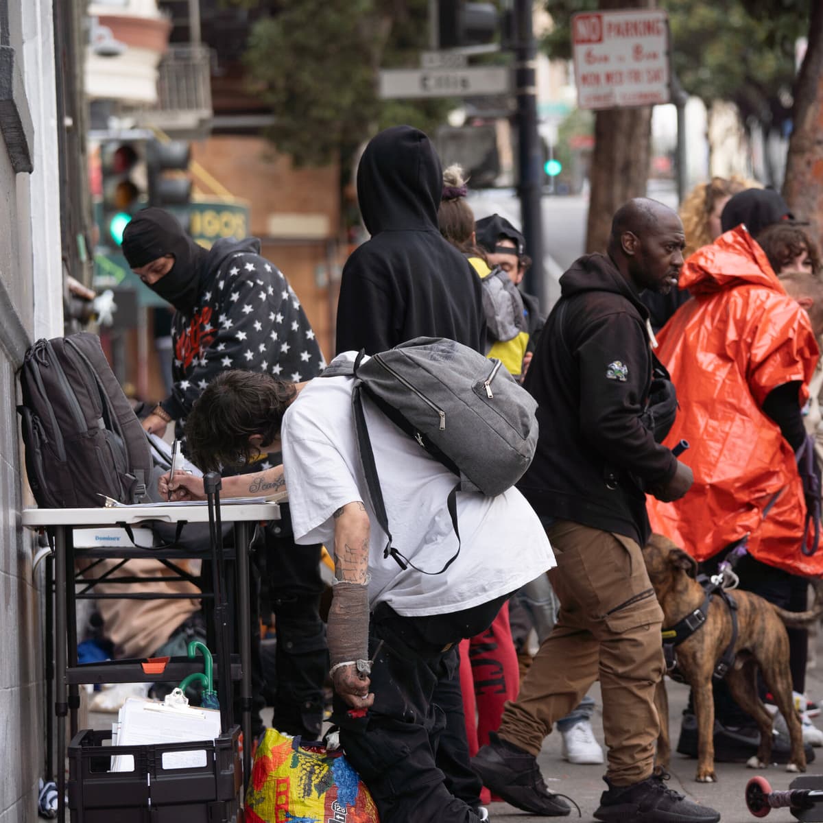 Masked Men in San Francisco Offer Cash for...