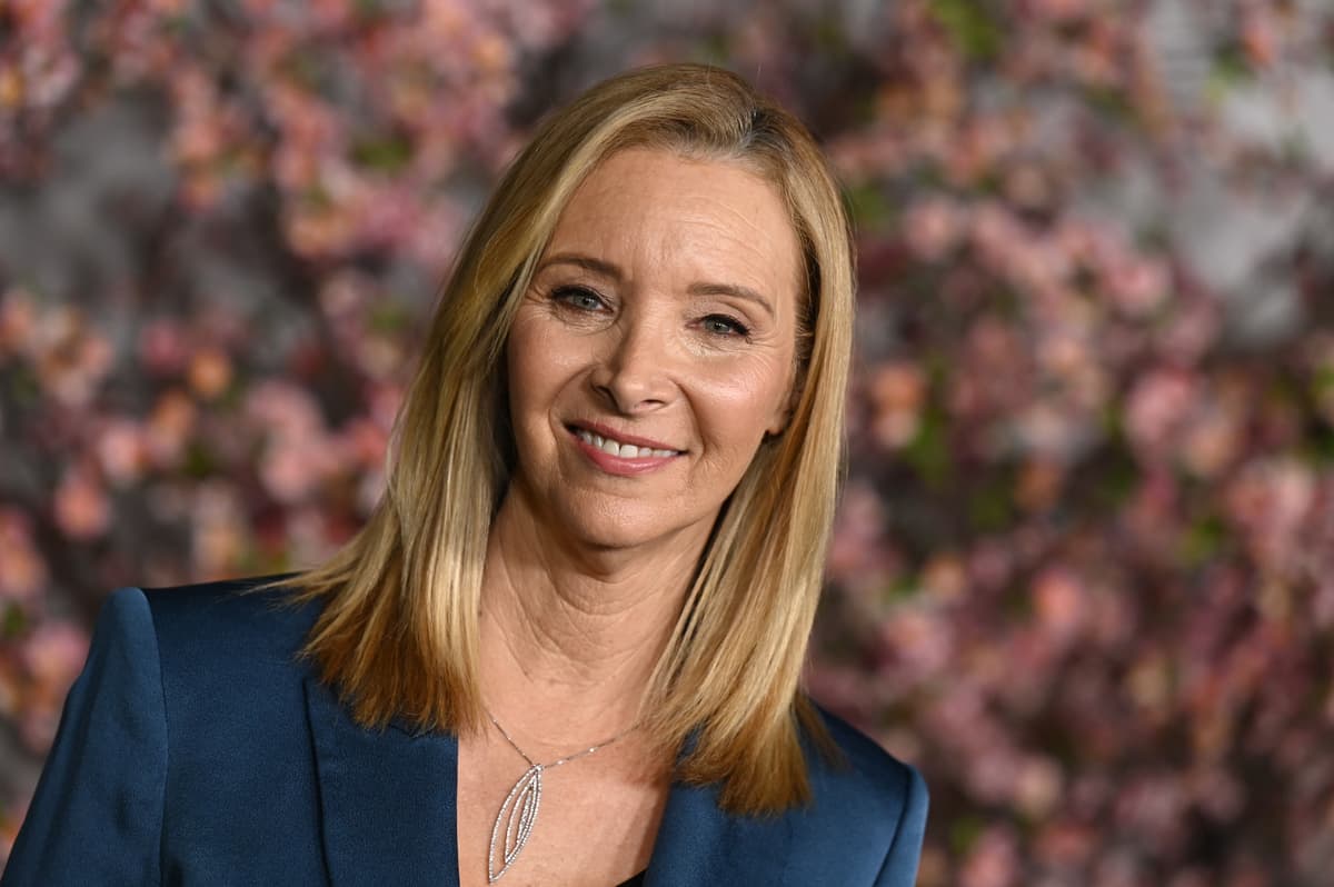 Lisa Kudrow Had to Return to Work 10 Days After...