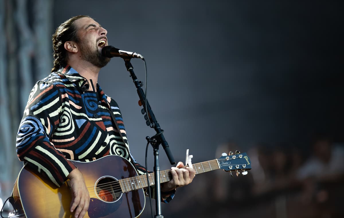 Noah Kahan announces ‘The Great Divide World...